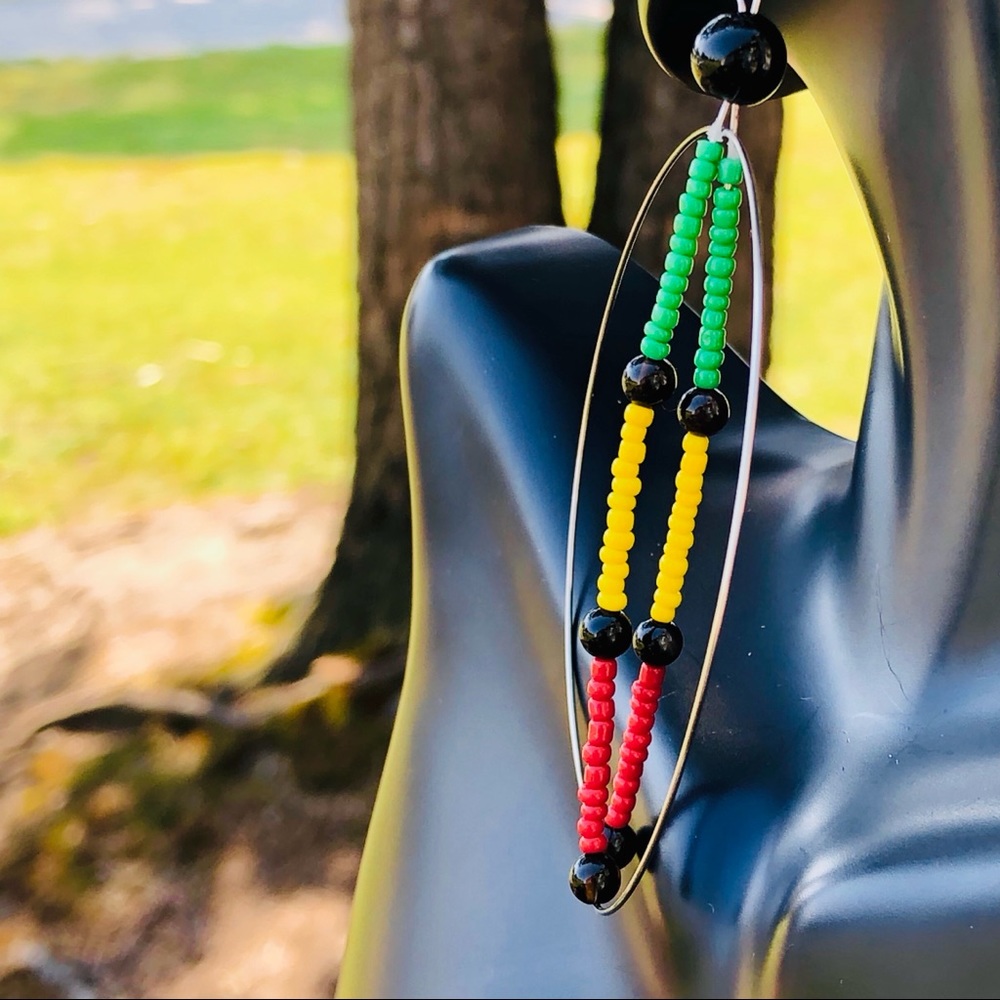 2.5” Handmade Rasta LEGO Dangle Hoop Earrings - Picture 8 of 8